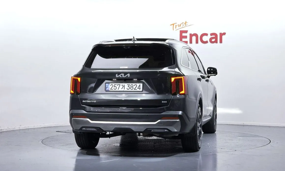Kia Sorento — фото 7