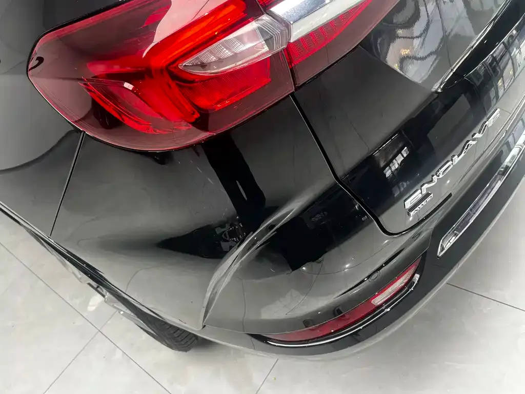 Buick Enclave — фото 9