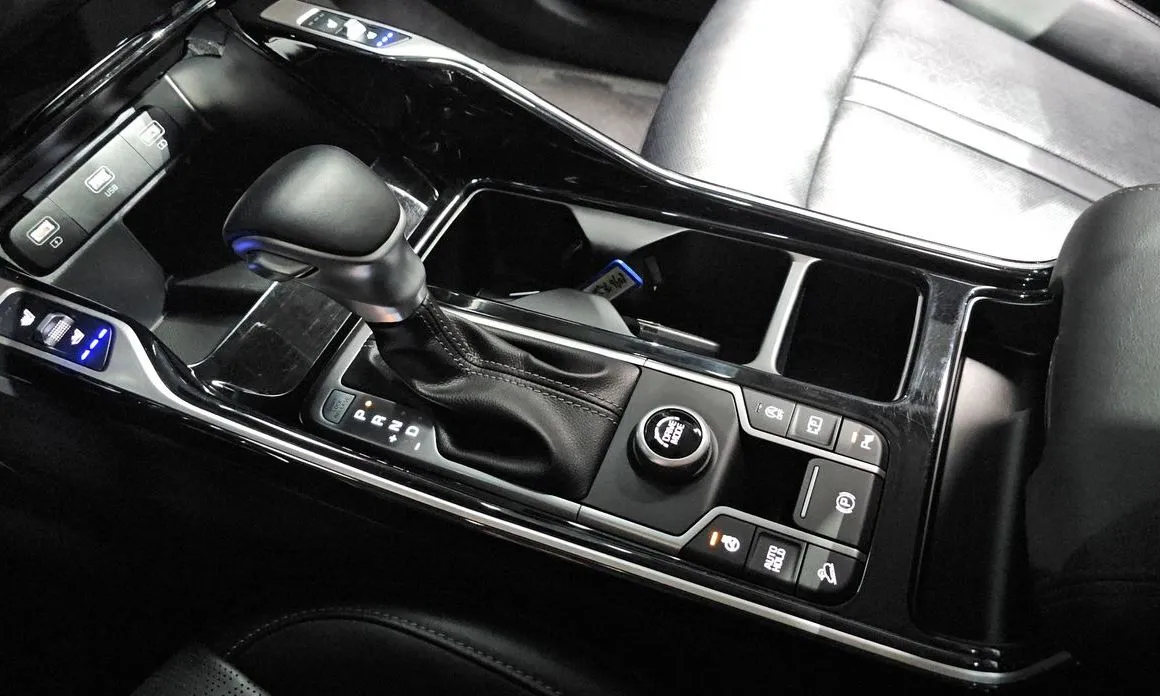 Kia Sorento — фото 3