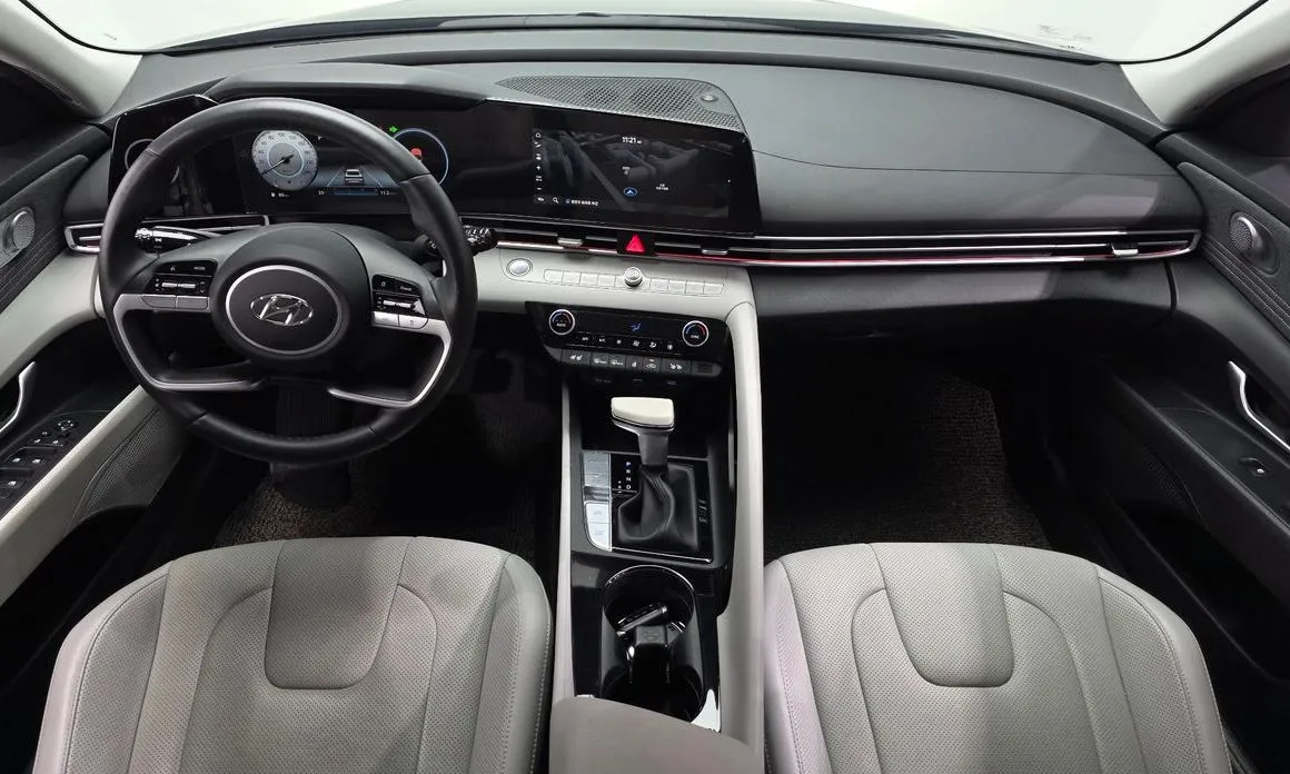 Hyundai AVANTE — фото 4