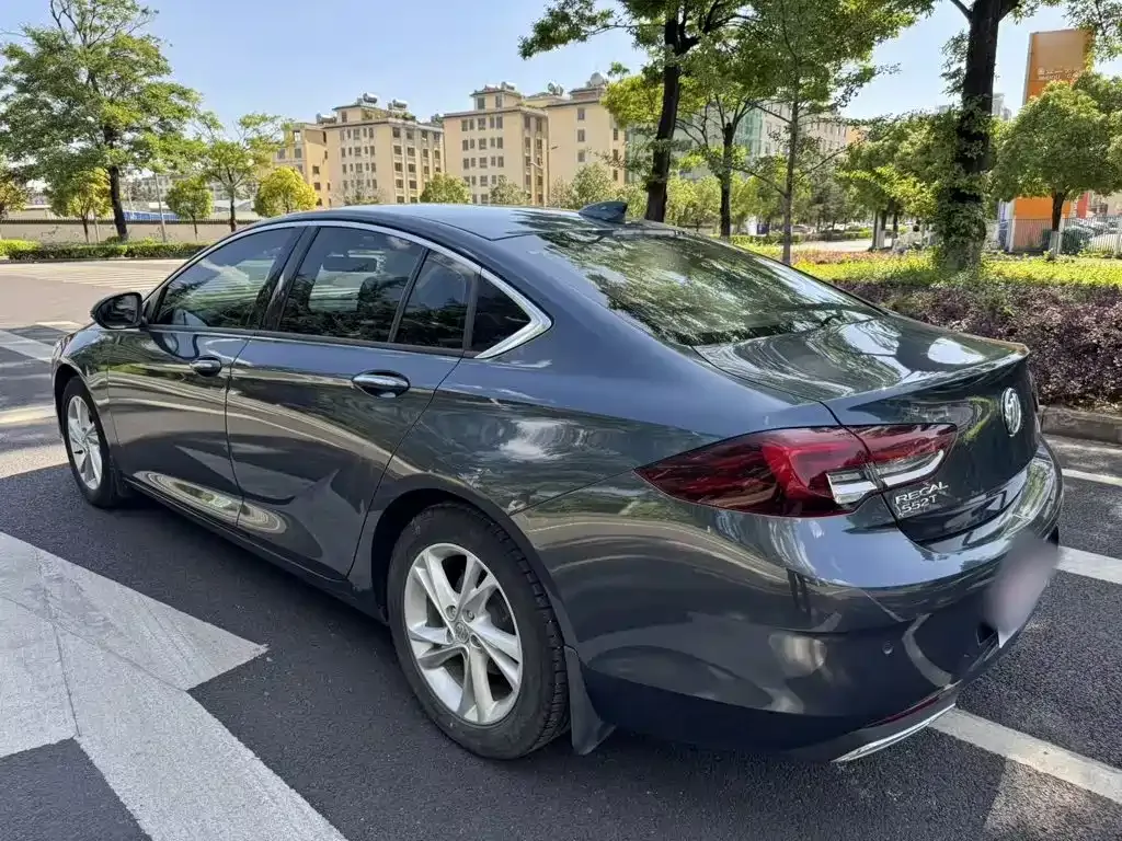 Buick Regal — фото 8