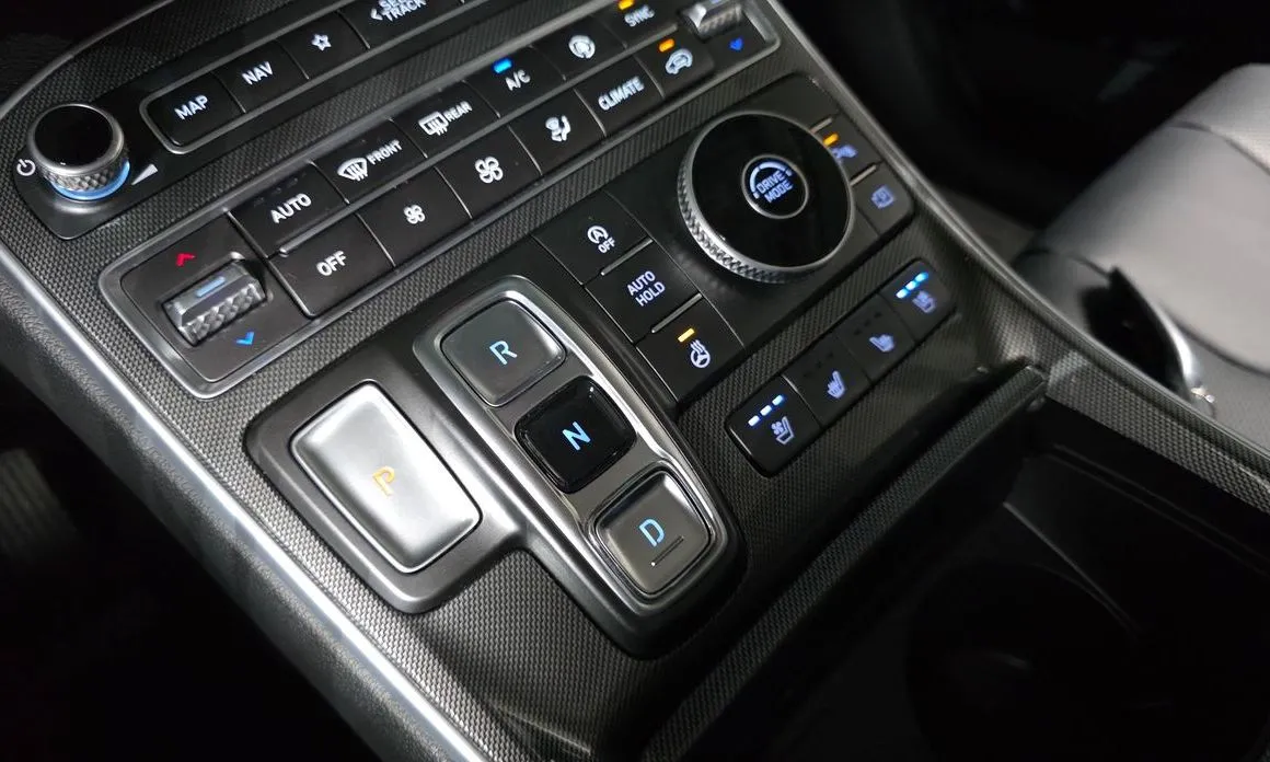 Hyundai Santafe — фото 9