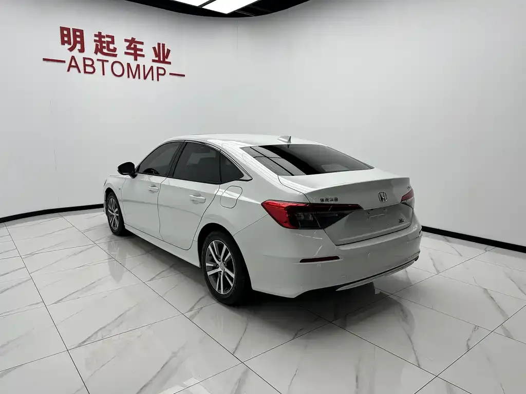 Honda Civic — фото 3