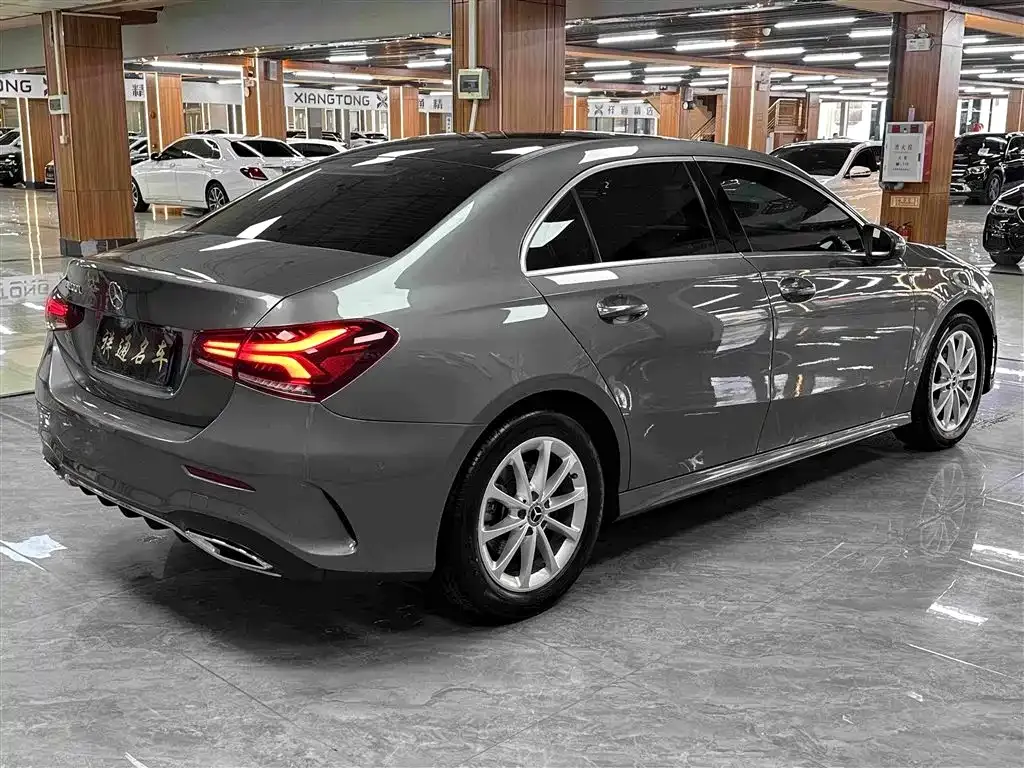 Mercedes-Benz A-Class — фото 10
