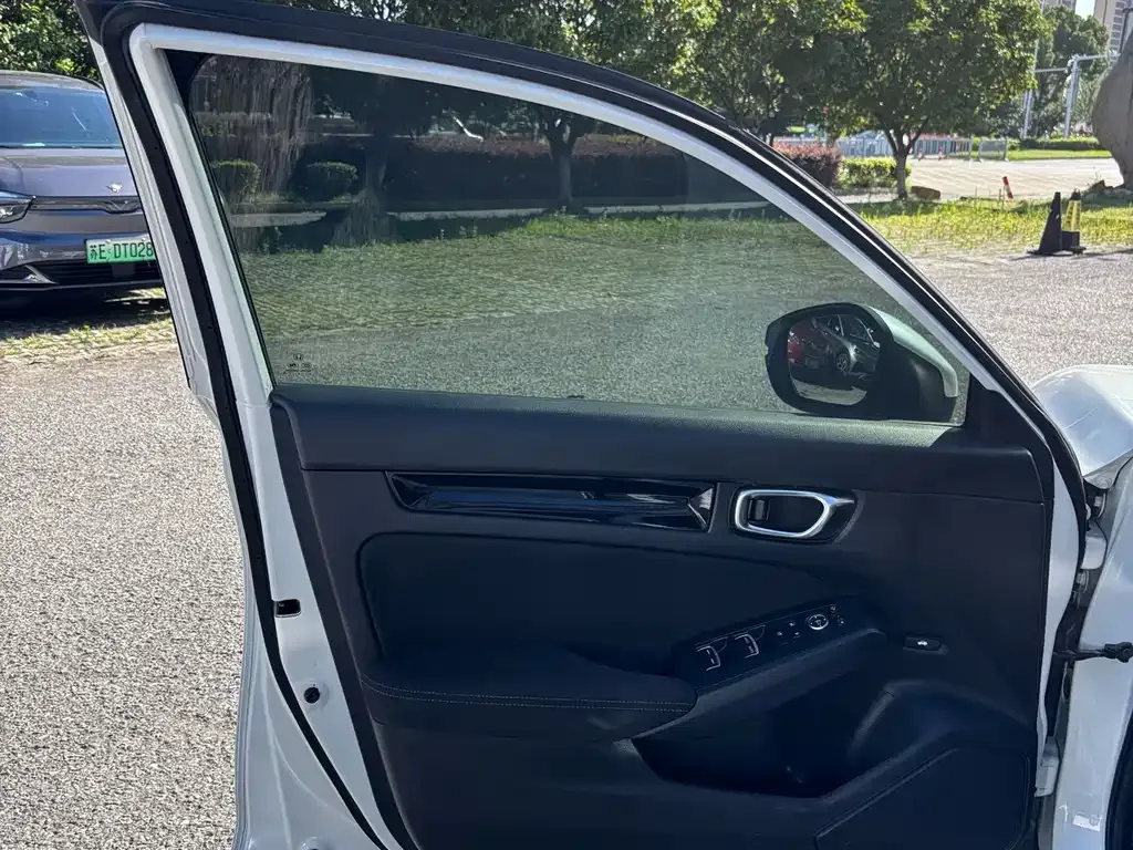 Honda Civic — фото 10