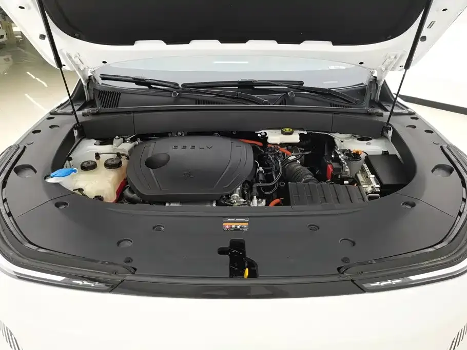 Geely Galaxy L7 — фото 7