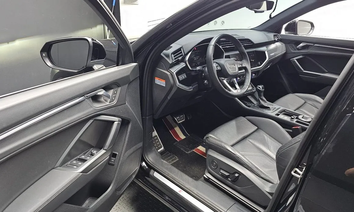 Audi Q3 2023 из KR, фото 7