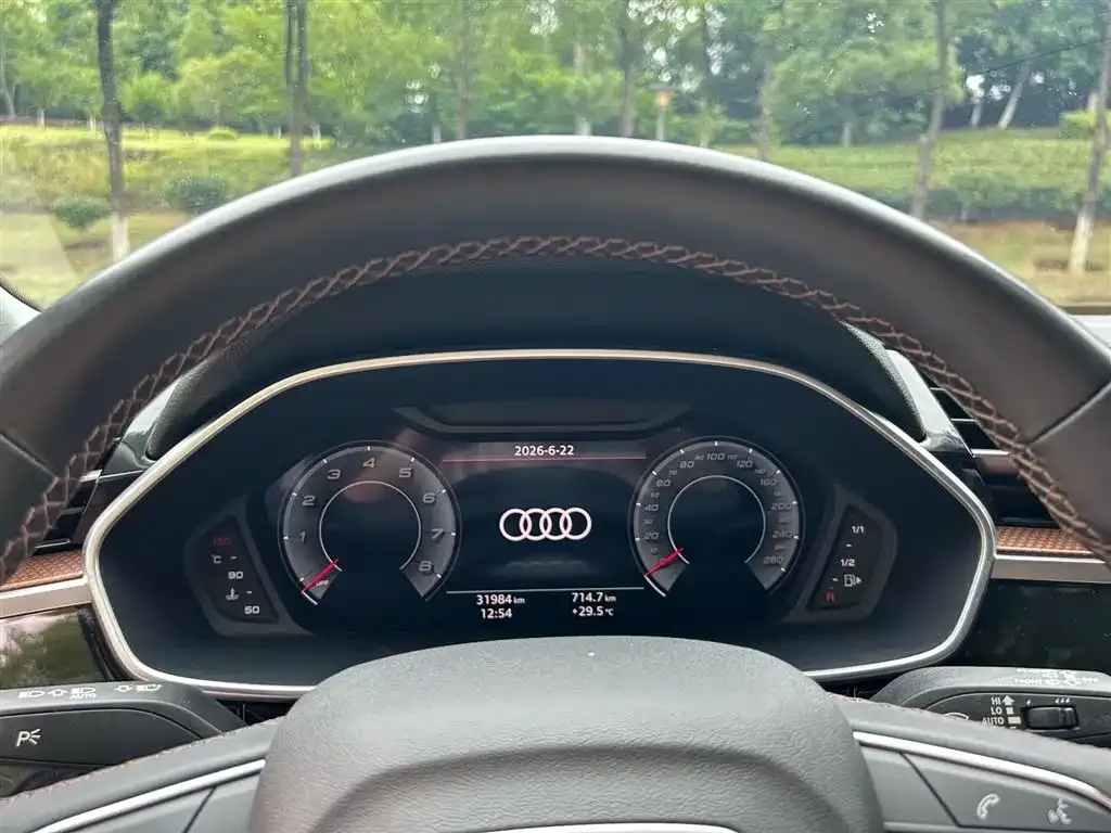 Audi Q3 — фото 6