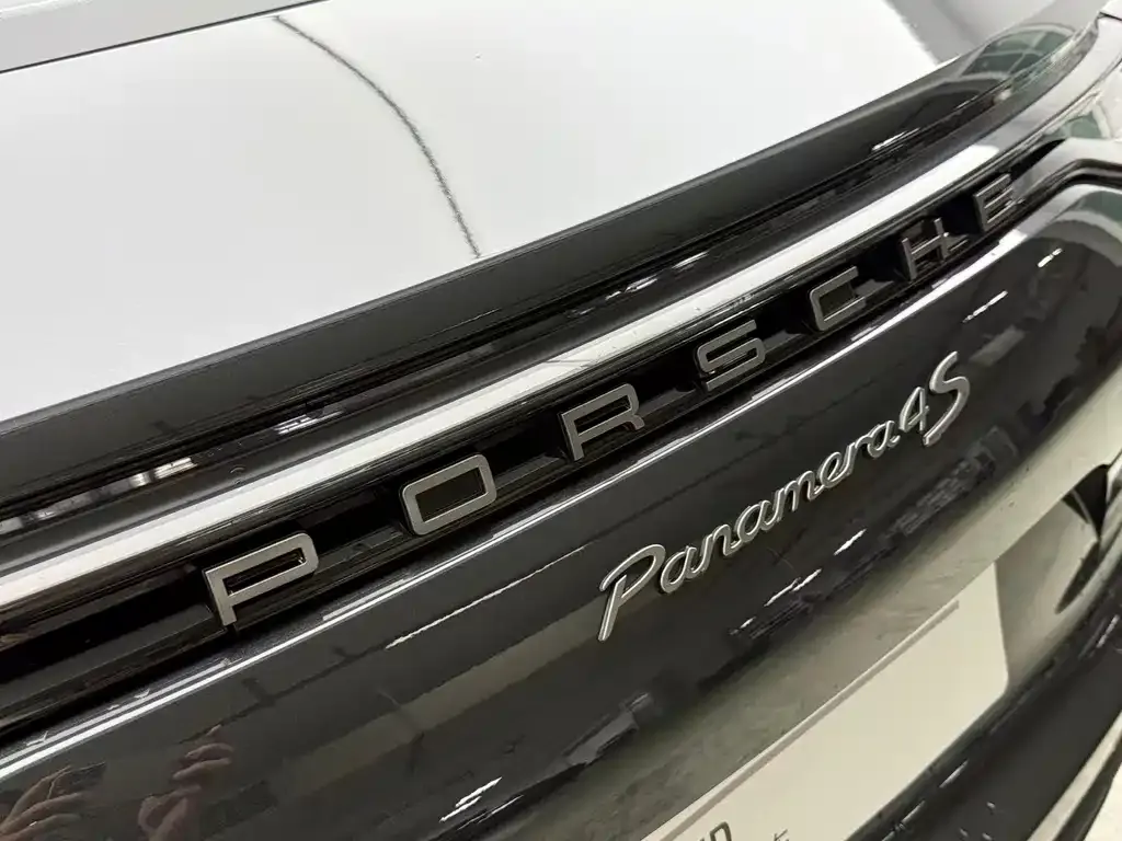 Porsche Panamera — фото 8