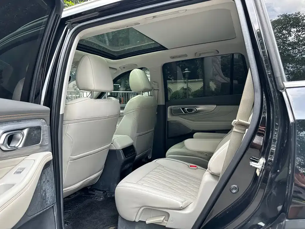 GAC Motor Trumpchi GS8 — фото 2