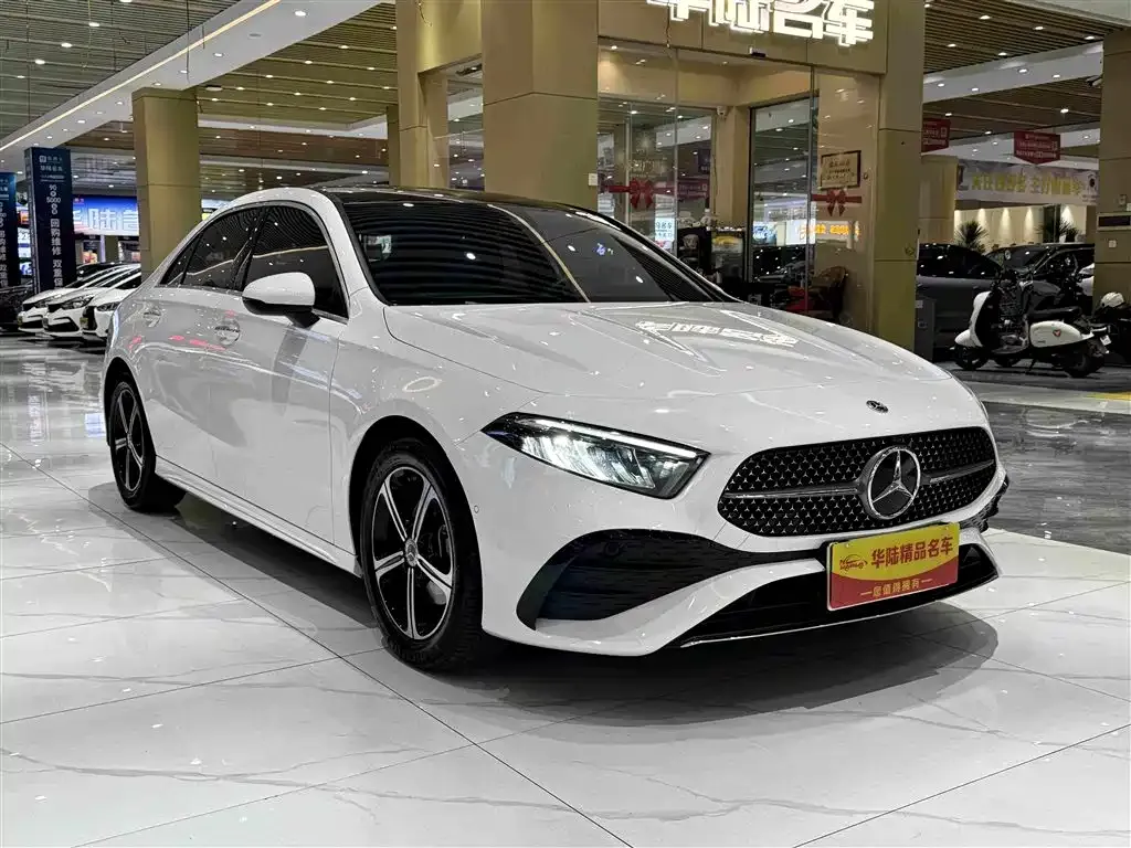 Mercedes-Benz A-Class — фото 9