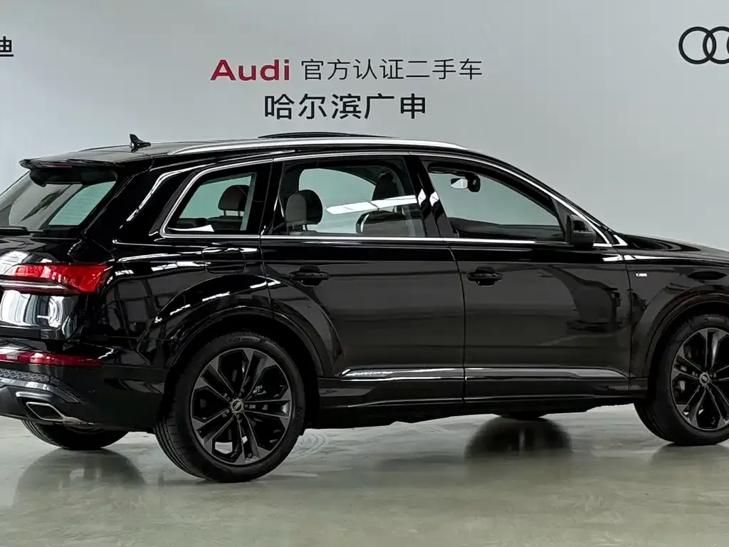 Audi Q7 — фото 7