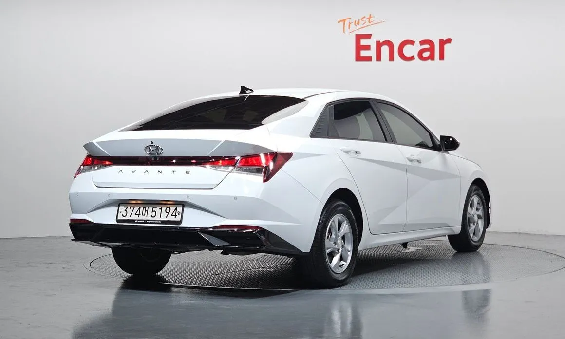 Hyundai AVANTE — фото 4