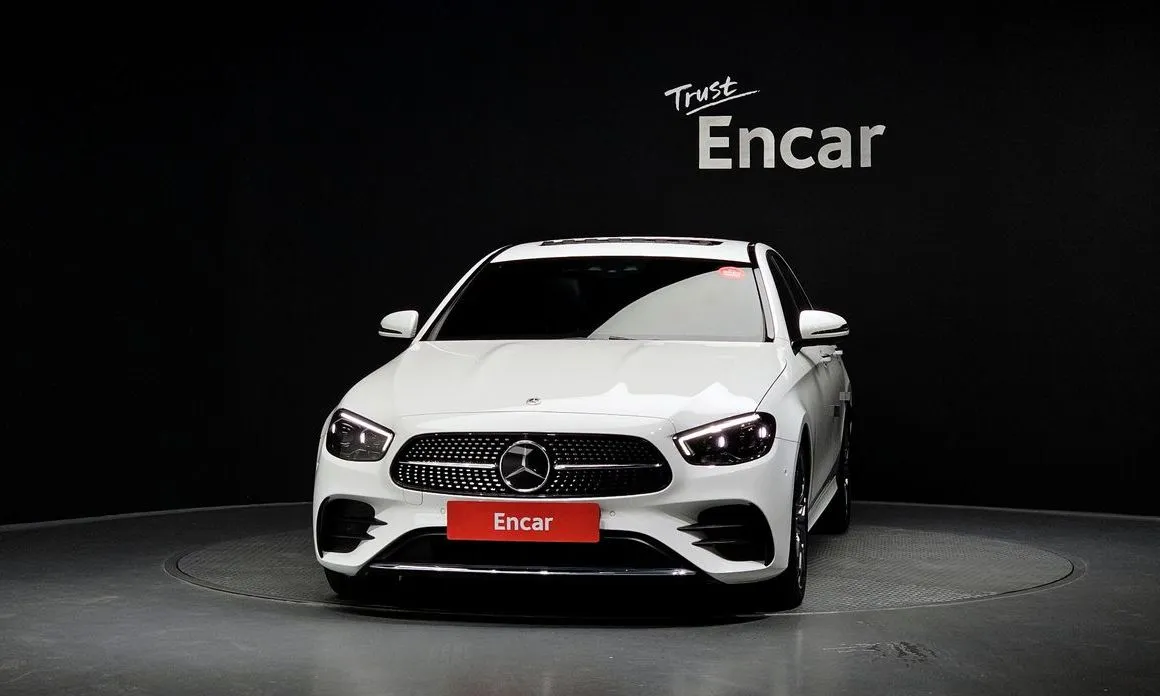 Mercedes-Benz E-Class — фото 2
