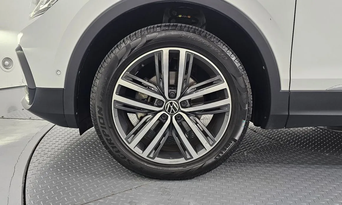 Volkswagen Tiguan 2022 из KR, фото 9