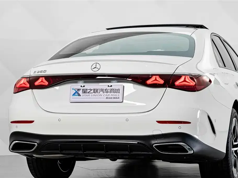 Mercedes-Benz E-Class (Import) — фото 2