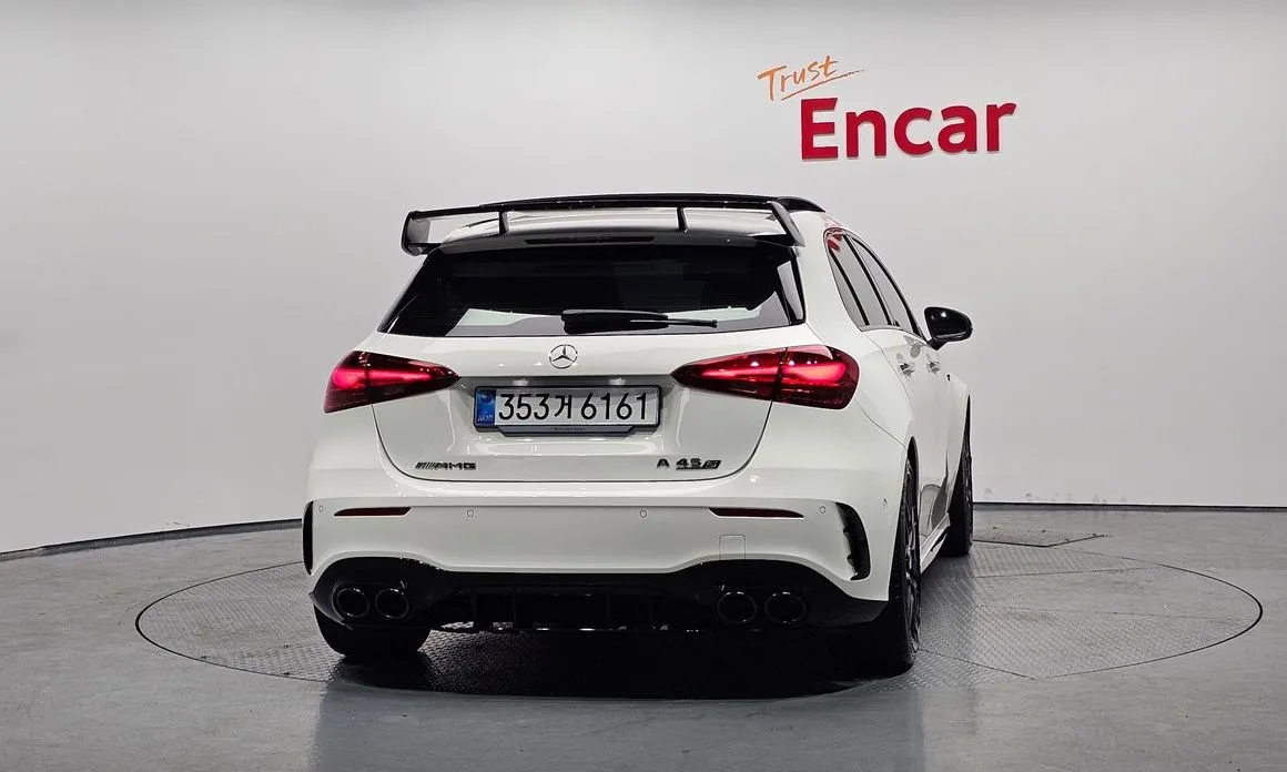 Mercedes-Benz A-Class — фото 8