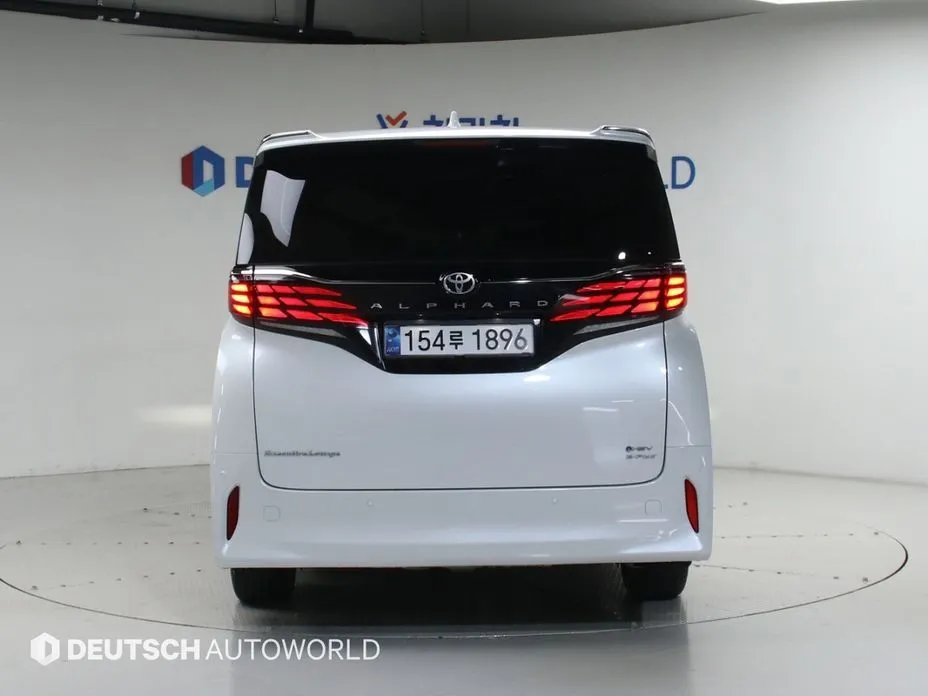 Toyota Alphard 2024 из KR, фото 5