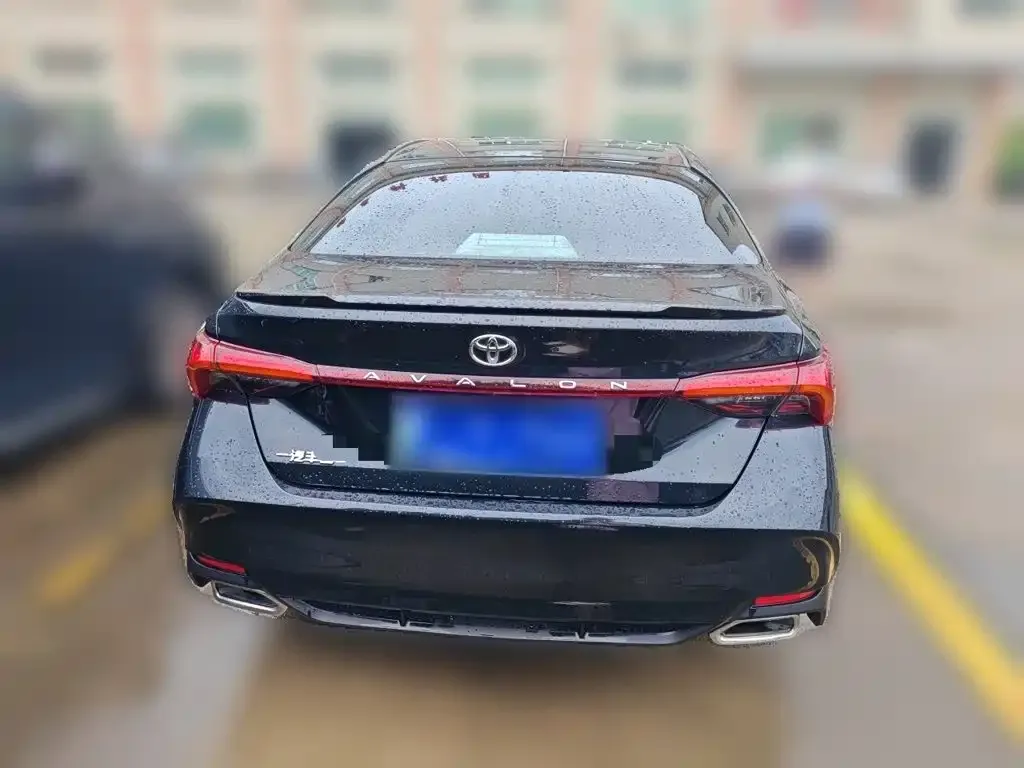 Toyota Avalon — фото 9