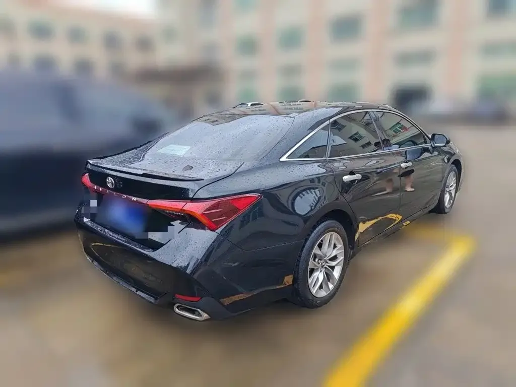 Toyota Avalon — фото 5