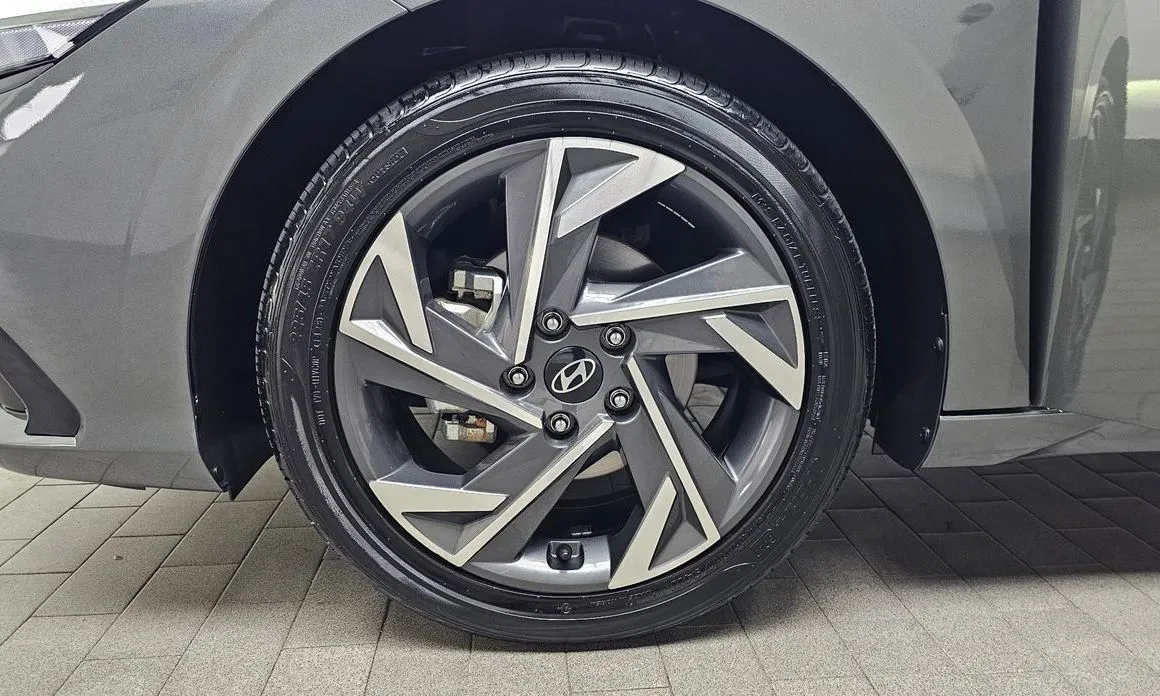 Hyundai AVANTE — фото 9
