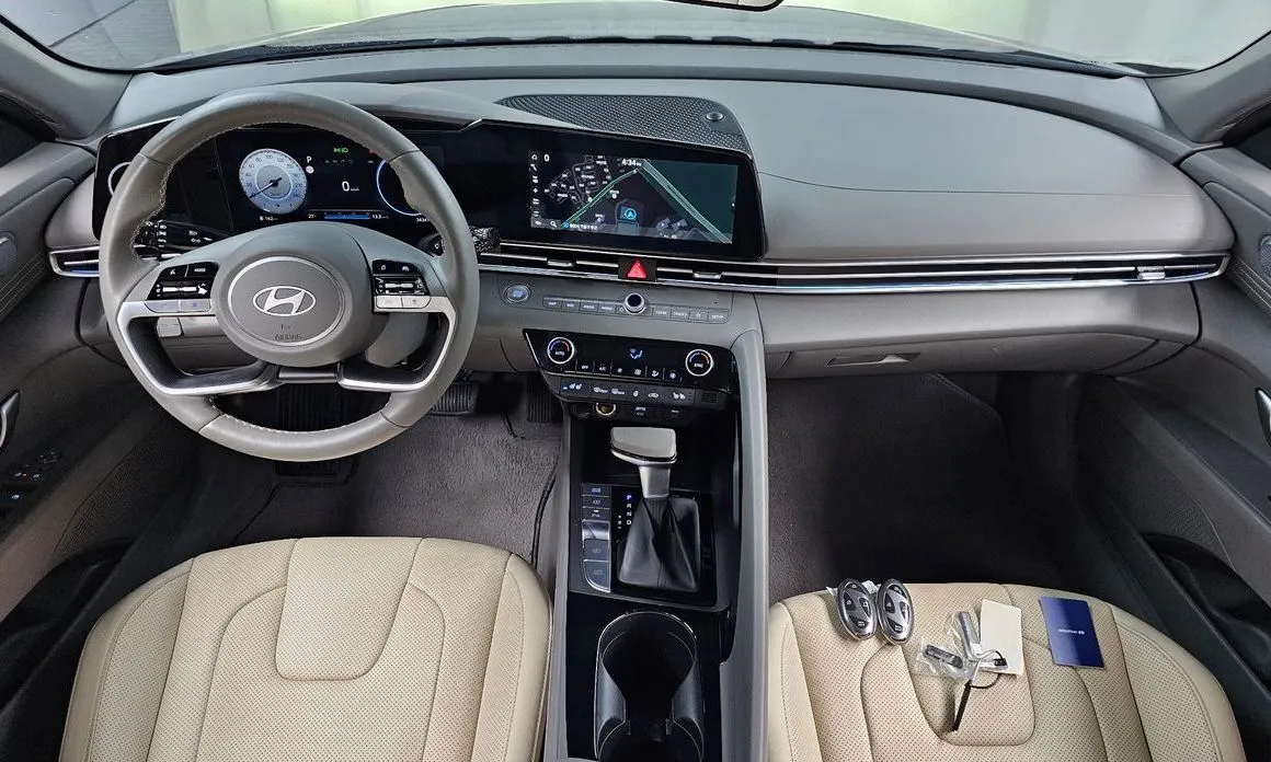 Hyundai AVANTE — фото 8