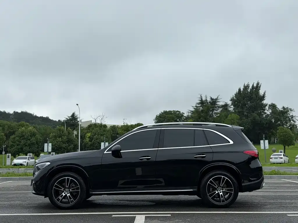 Mercedes-Benz GLC — фото 9