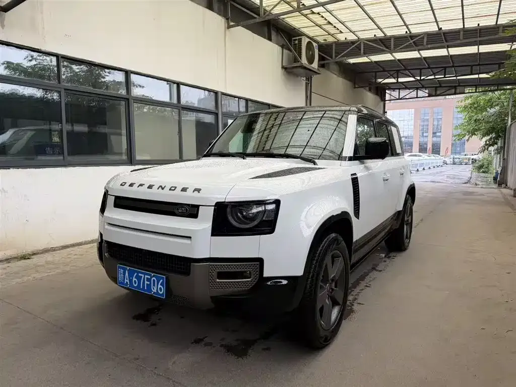 Land Rover Defender — фото 6