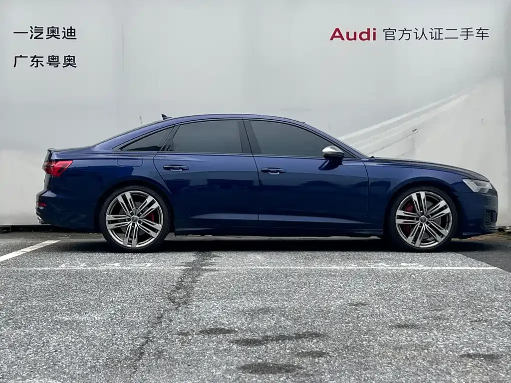 Audi S6 — фото 10