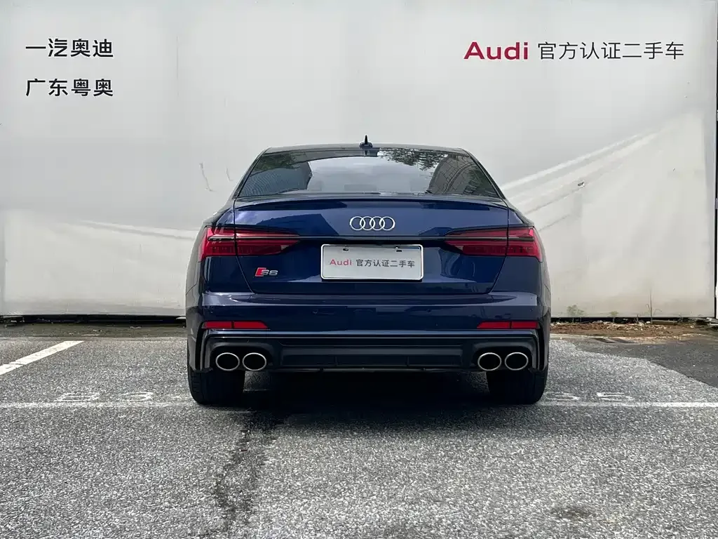 Audi S6 — фото 5
