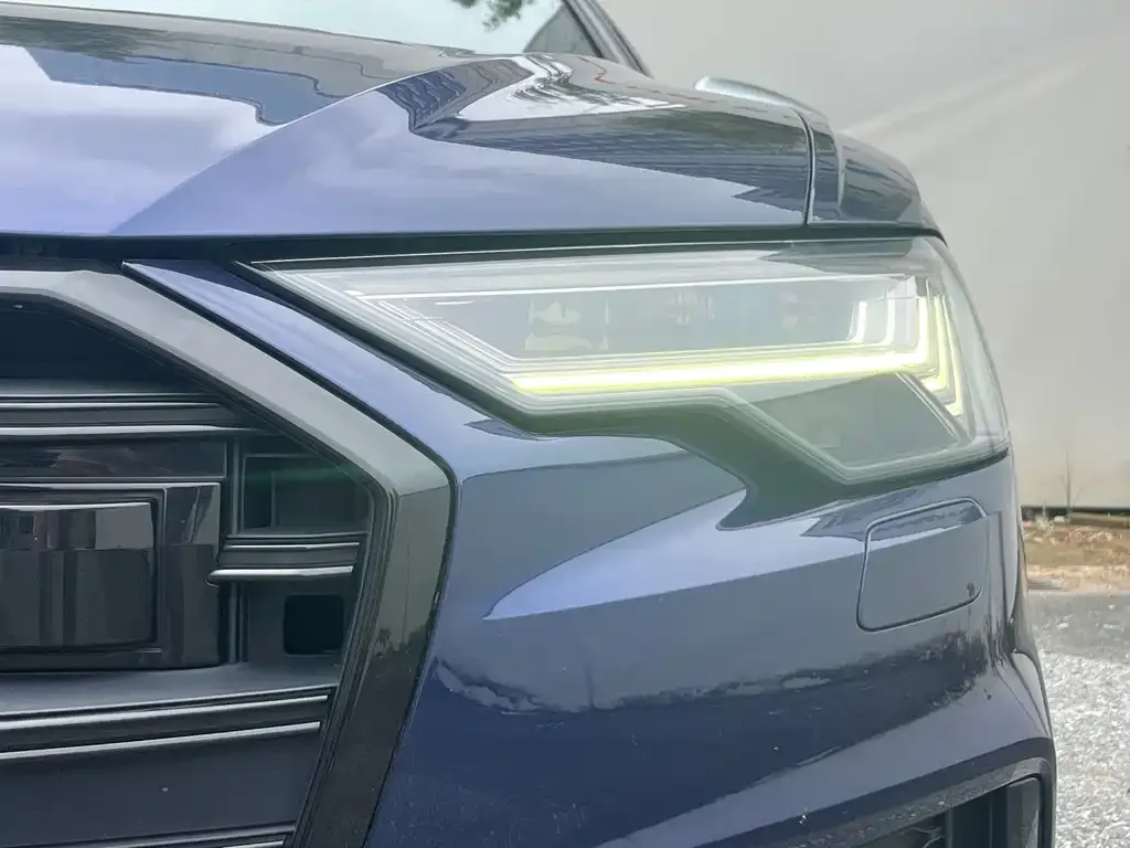 Audi S6 — фото 2