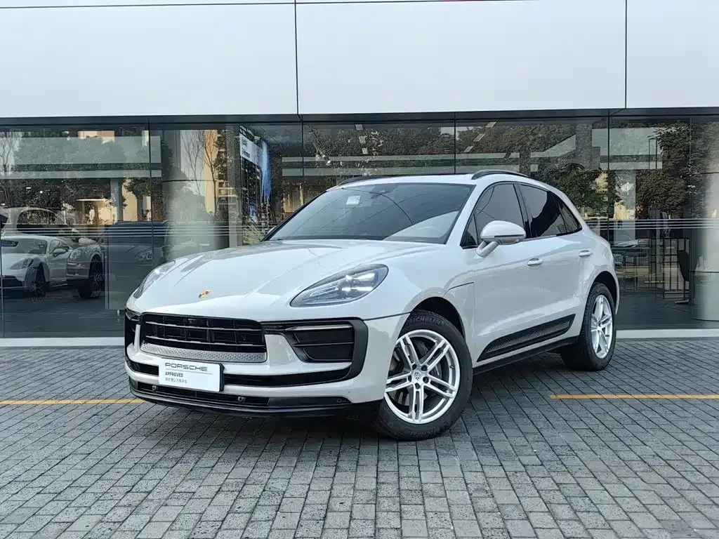 Porsche Macan — фото 1