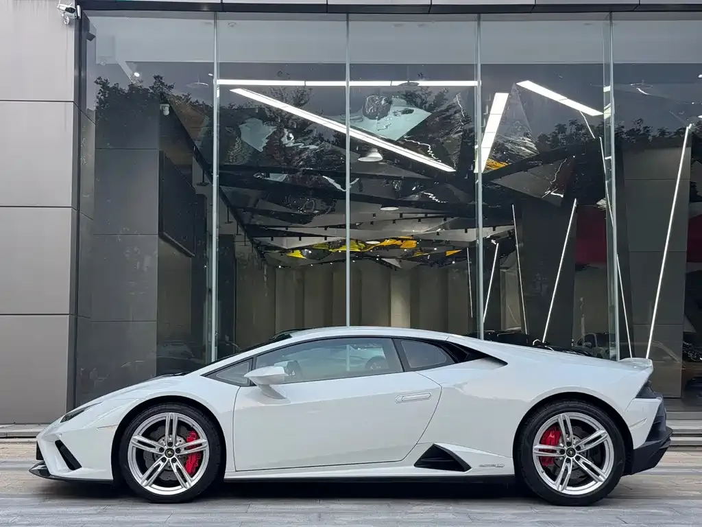 Lamborghini Huracan — фото 6