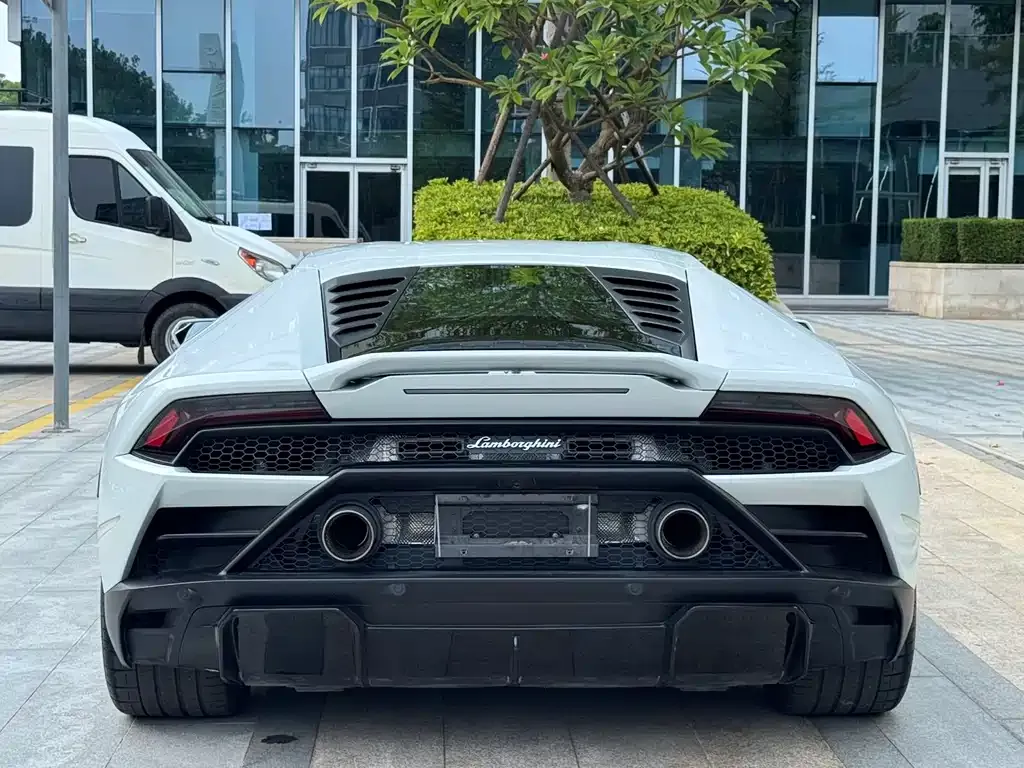Lamborghini Huracan — фото 3