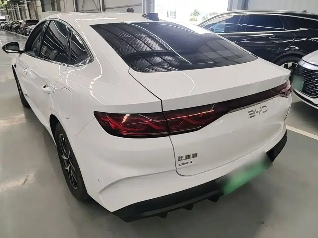 BYD Qin L — фото 7