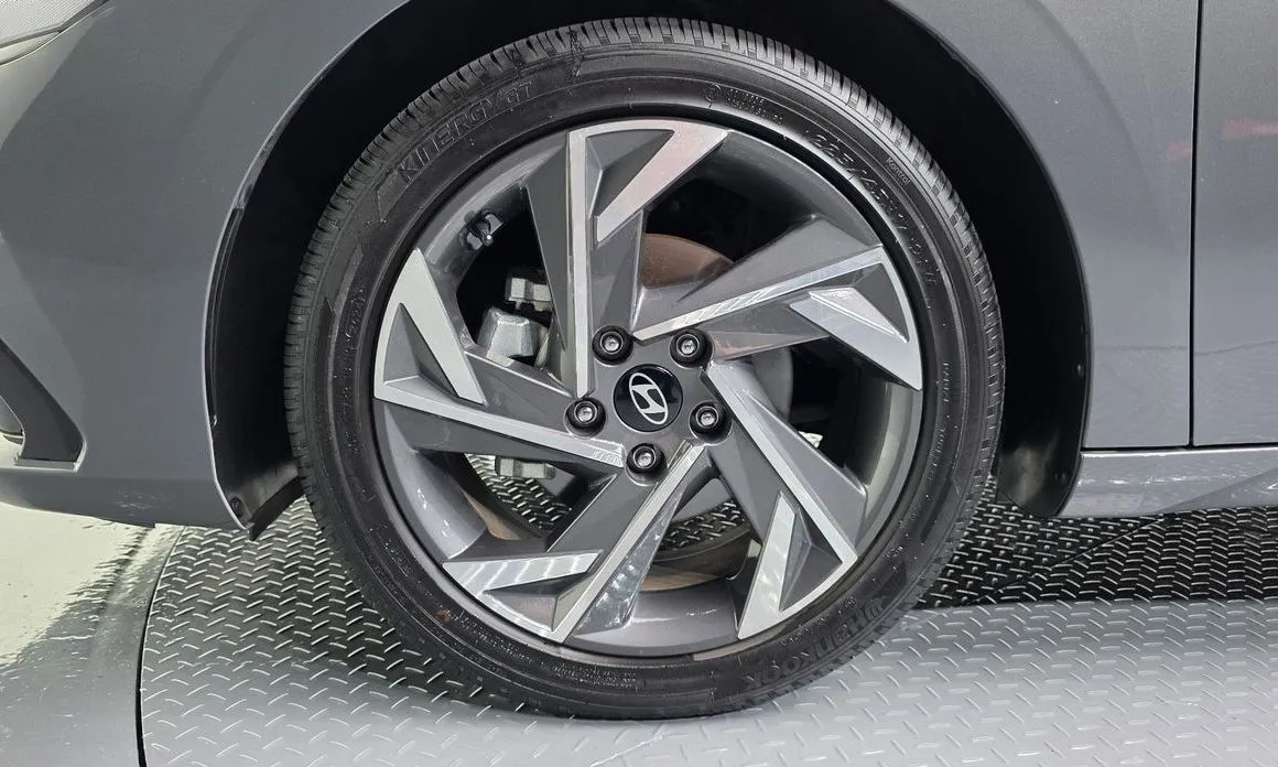 Hyundai AVANTE — фото 9