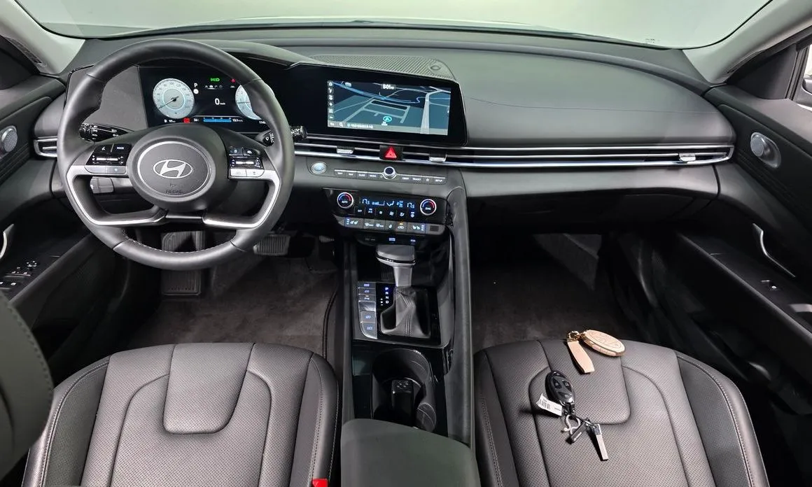 Hyundai AVANTE — фото 4
