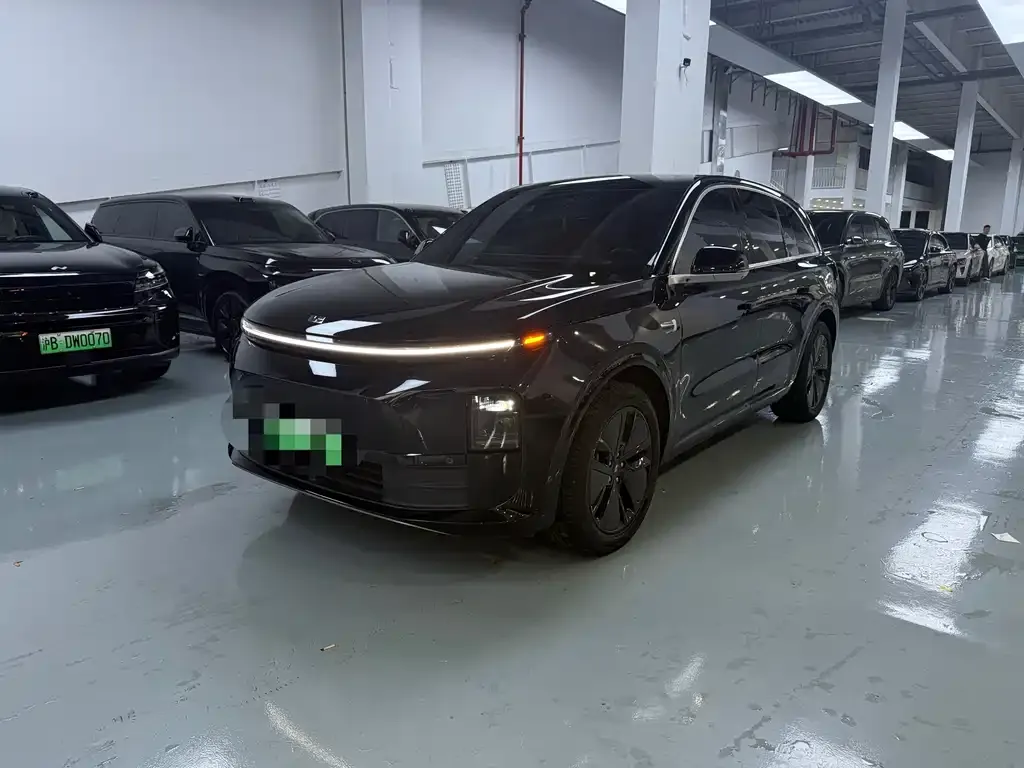 Li Auto L6