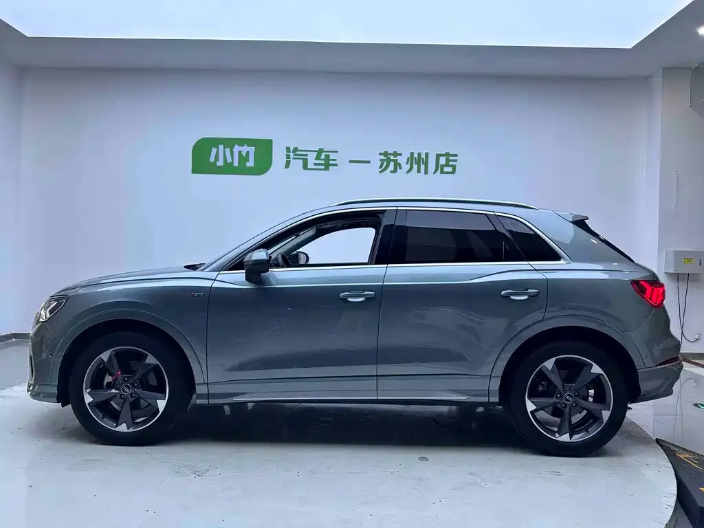 Audi Q3 — фото 3