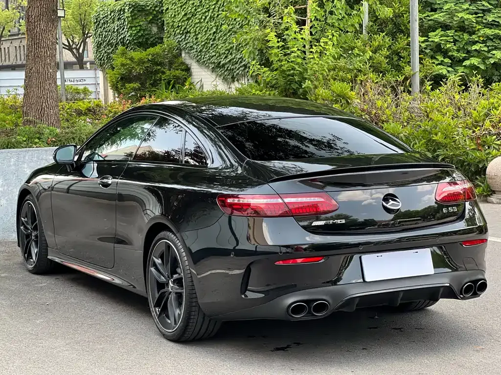 Mercedes-Benz E-Class AMG — фото 10