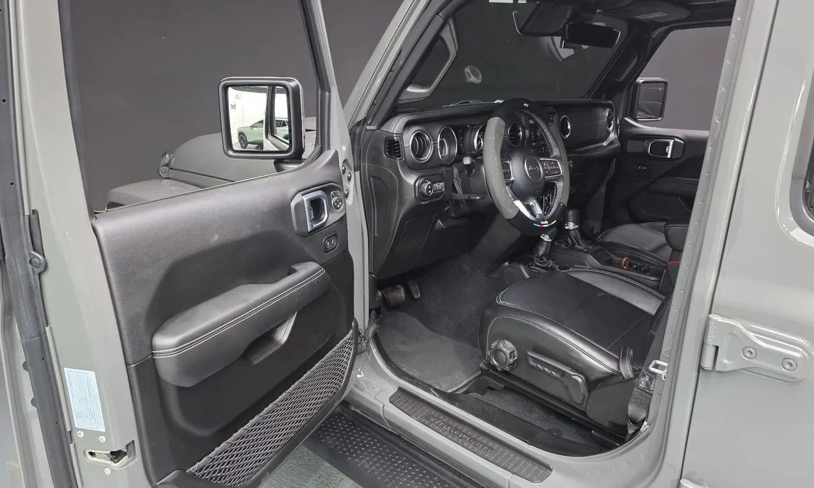Jeep Wrangler 2022 из KR, фото 5