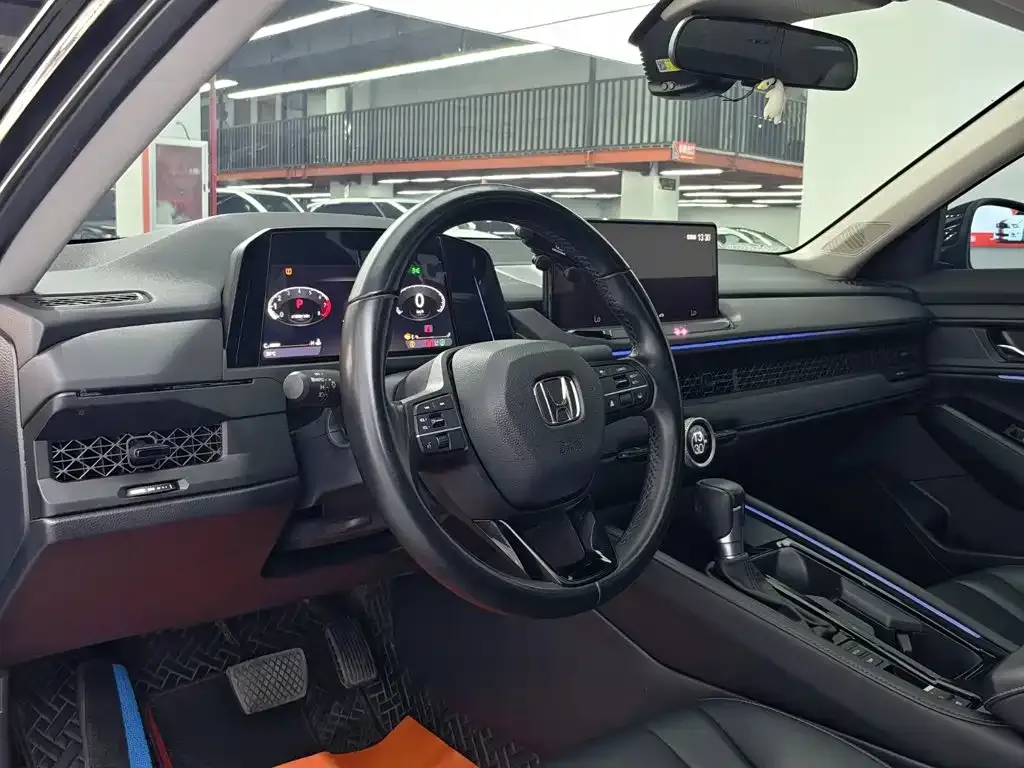 Honda Accord — фото 2