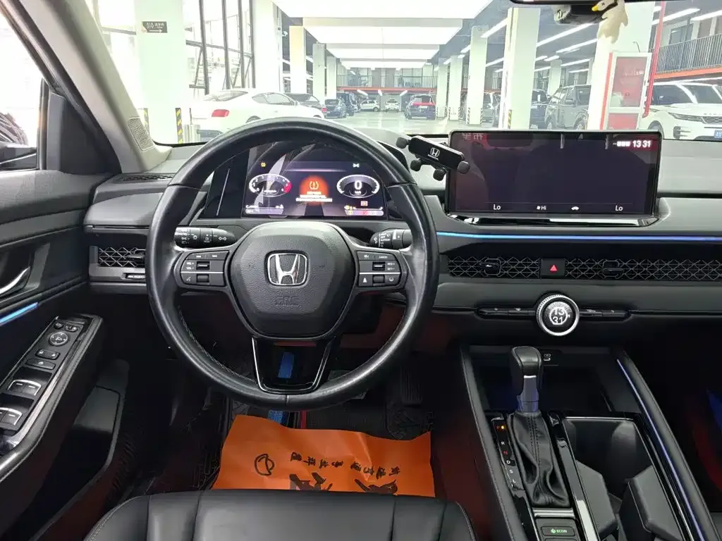 Honda Accord — фото 6