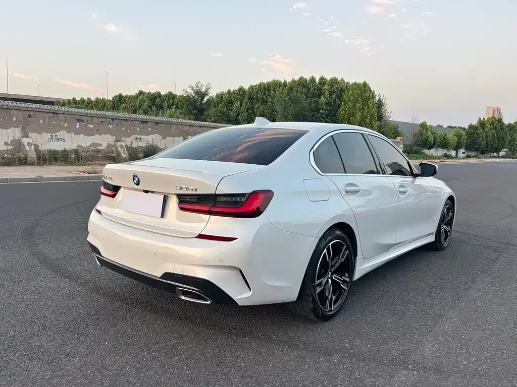 BMW 3 Series — фото 10