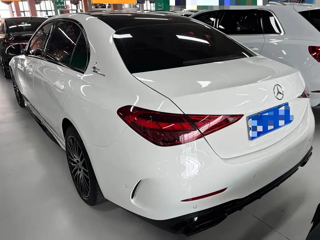 Mercedes-Benz C-Class — фото 10