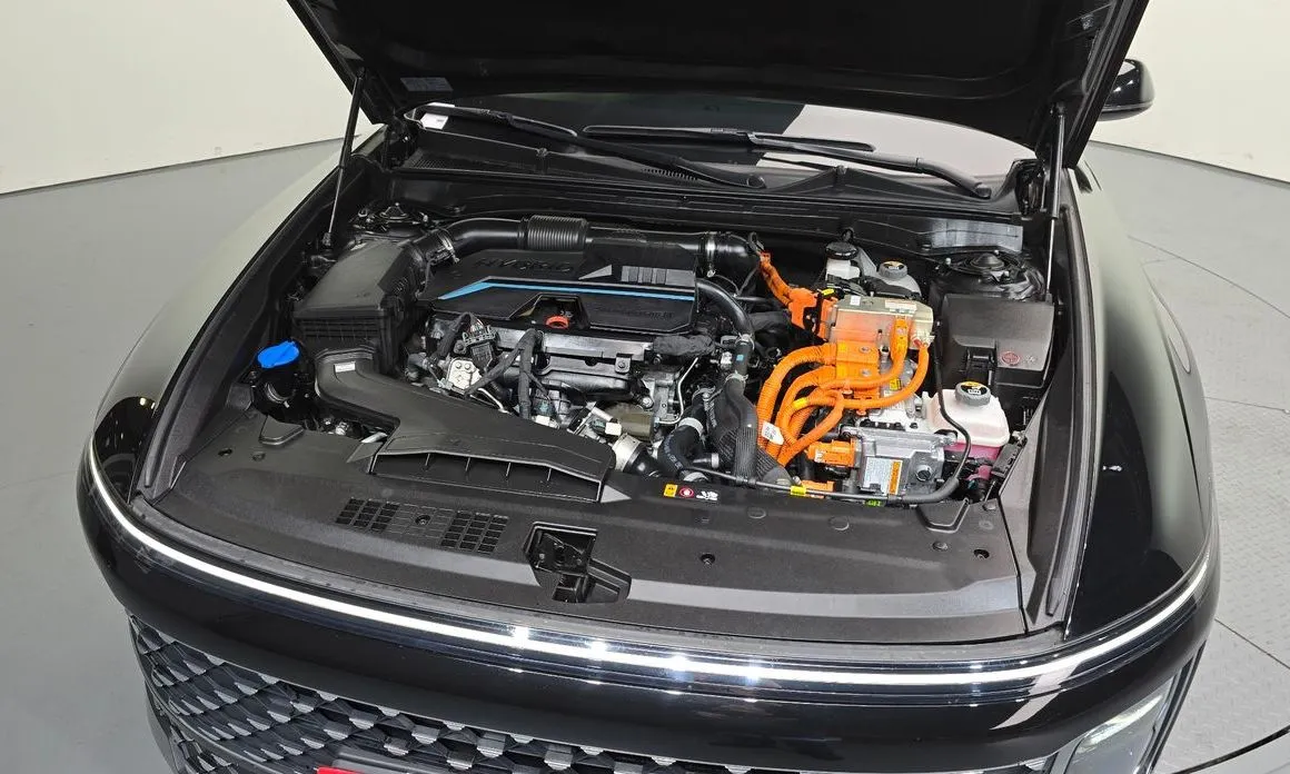 Hyundai Grandeur 2023 из KR, фото 2