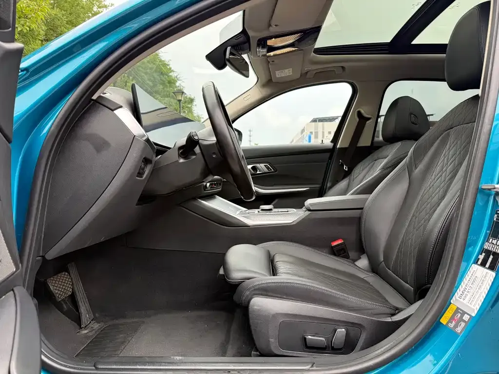 BMW i3 — фото 8