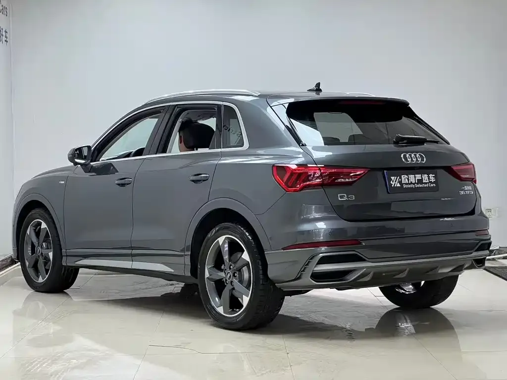 Audi Q3 — фото 4