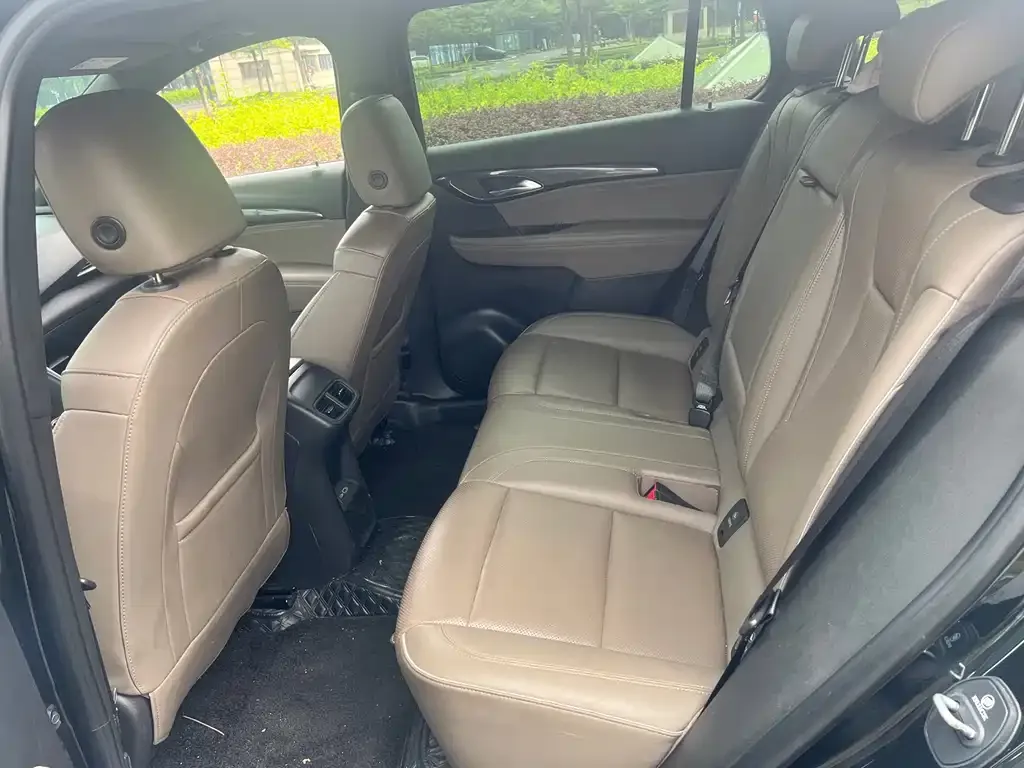 Buick Envision Plus — фото 4