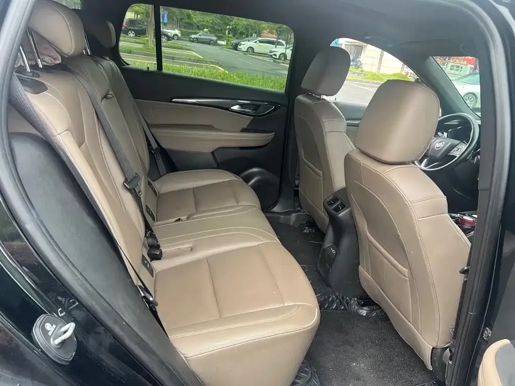 Buick Envision Plus — фото 8